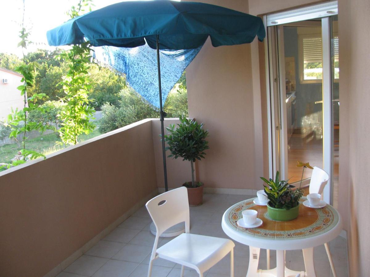 Paklina Apartments Starigrad Paklenica Eksteriør billede
